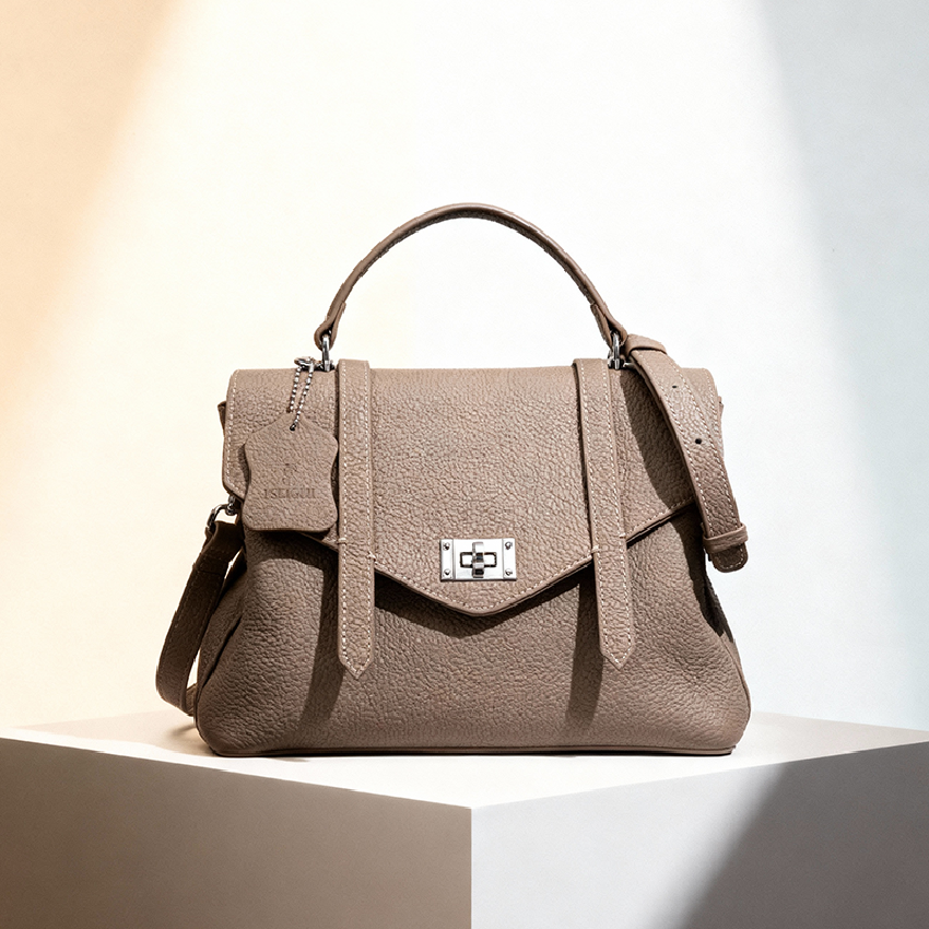 Iseigur Light Brown Women's Handbag, Minimalist Lock Design, Elegant and Versatile for Commuting